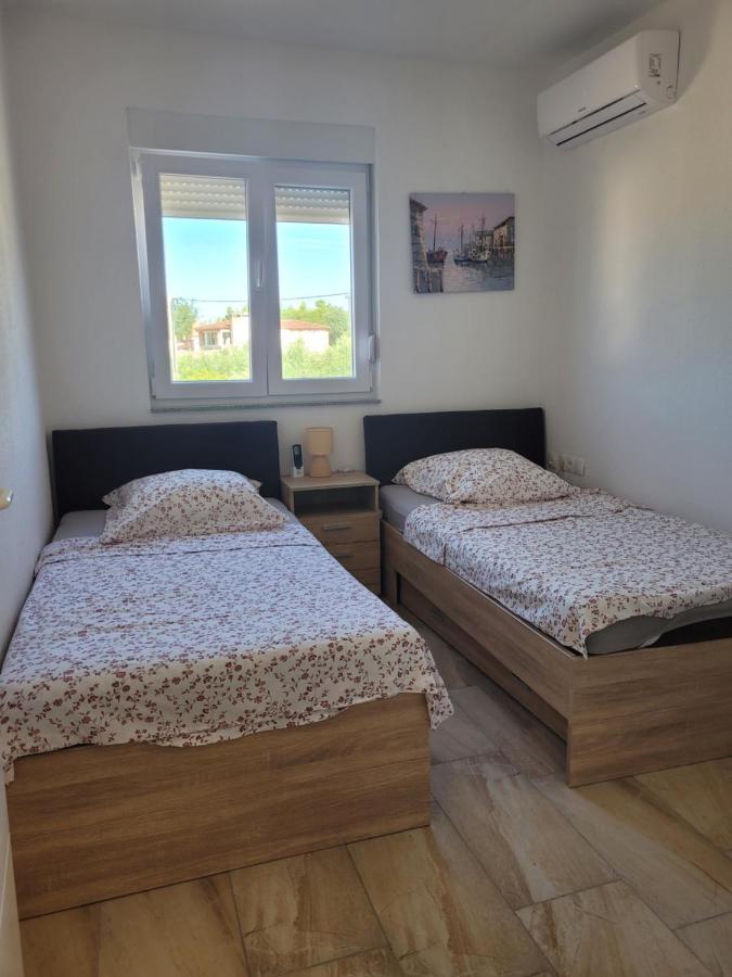 Appartement Baraba Maslenica Zimmer foto